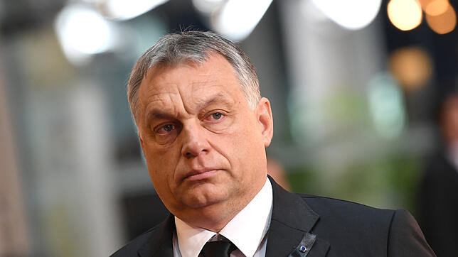 Viktor Orbán, Mitbegründer und Vorsitzender der Partei Fidesz – Ungarischer Bürgerbund. Er war von 1998 bis 2002 und ist seit 2010 ...