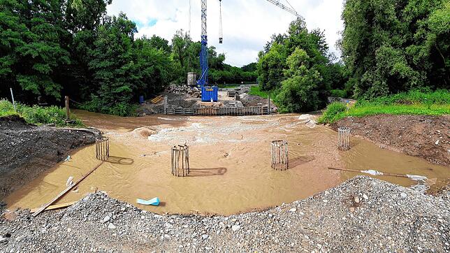 Bild : Bilder vom Hochwasser an der B313-Baustelle und bei Espasingen und Bodman