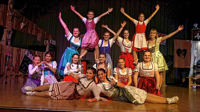 Rund 450 „Stadlbesucher“ vergnügten sich bei der großen Saalfasnacht der Bürger- und Narrenzunft 1503 Tiengen in der ...