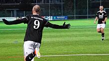 Jubelt der SV Todtmoos heute? Der B-Kreisligist eröffnet heute, 19.30 Uhr, beim SV Jestetten die Serie der Achtelfinalspiele im ...