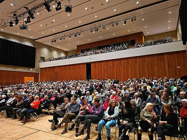 Die Stadthalle war komplett ausverkauft