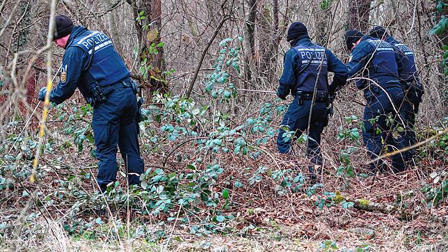 Die Polizei suchte am Mittwoch, 1. März, in Radolfzell nach der vermissten Jasmin M.
