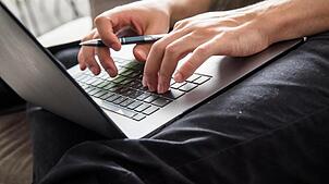 Bürgergeld kann auch online beantragt werden.