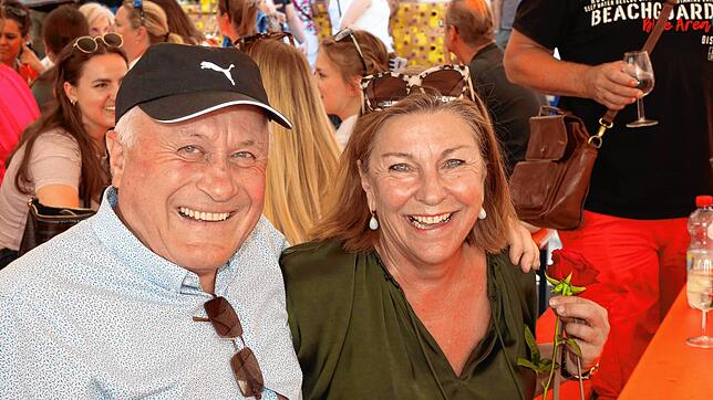 Bild : Konstanzer Weinfest 2022: Alle Fotos vom ersten Abend im Herzen der Altstadt (Teil 1)