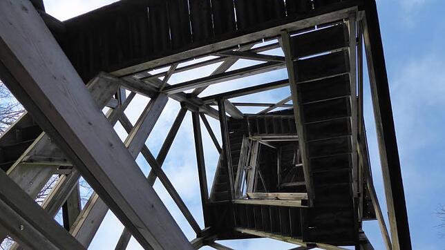 Der Mettnau-Turm wird im Volksmund häufig noch Finckhturm genannt. Nach dem NS-Vordenker und Dichter Ludwig Finckh, nicht nach den ...