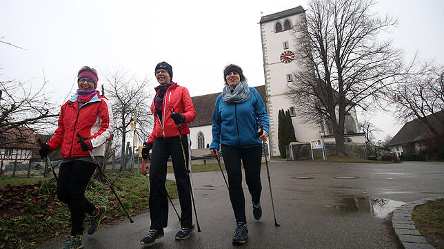 Mit Sport und Spaß ins neue Jahr: Beim Silvesterlauf in Uhldingen-Mühlhofen wird keine Zeit genommen. Man möchte in der Geimeinschaft ...