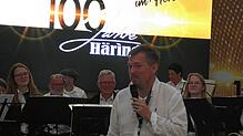 Denis Häring bei seinen Dankesworten zum Ende des Jubiläumsfestes. Er schloss mit: Das Beste kommt zum Schluss und das ist der ...