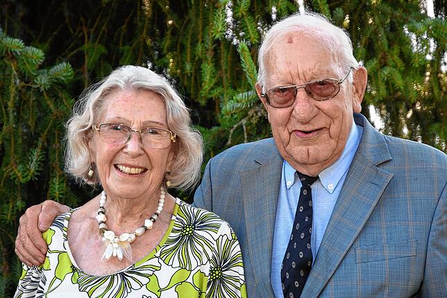 Lieselotte und Günter Lauffer, als sie ihre Diamantene Hochzeit feiern konnten.
