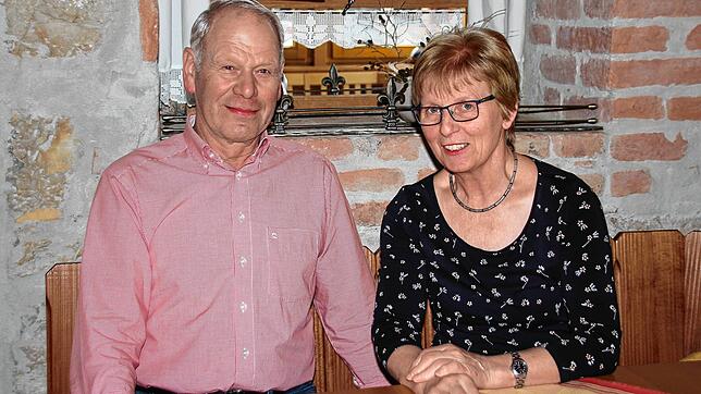 Hermann und Rosmarie Enzenross gehen in Ruhestand: Nach 18 Jahren schließen sie am 19. März ihre Hofschenke in der Hauptstraße in ...