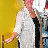 Freut sich, bald wieder mehr Schüler begrüßen zu können: Hanna Schönfeld, Rektorin am Ellenrieder.