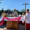 Gottesdienst unter freiem Himmel feierten 300 Gläubige der Seelsorgeeinheit Oberes Schlüchttal und verabschiedeten sich von Pfarrer ...