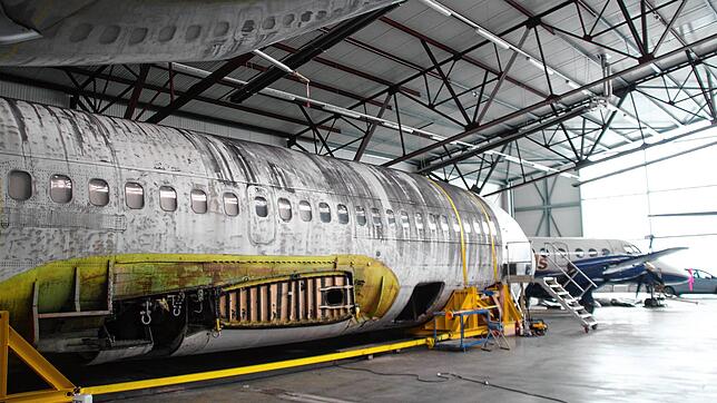 Seit 2017 lagert die Landshut in einem Hangar am Flughafen in Friedrichshafen.