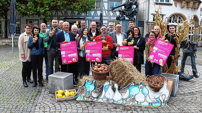 Bald ist wieder Martini-Markt, und zwar am Sonntag, 10. November. Die Teilnehmer freuen sich auf das Event, das zusammen mit einem ...