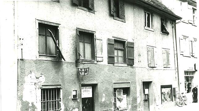 Hier befand sich bis zu seiner Schließung der Leierkasten. 1980, als dieses Bild aufgenommen wurde, machte das Lokal zu.