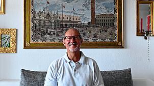 Es muss nicht Venedig sein, Ulm würde ihm schon reichen. Pascal Frick ist viel mit der Bahn unterwegs. Einen Führerschein hat er nicht ...
