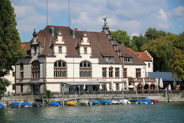1899: Viele kennen dieses Gebäude heute als Lokal. Doch es war einst das Offizierscasino in der Garnisonsstadt Konstanz.