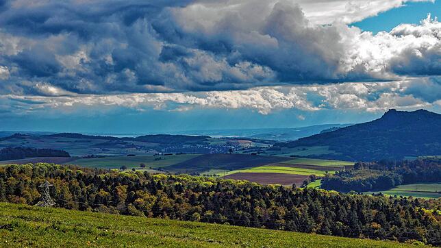 Ein Blick in den Hegau, rechts der Hohenstoffeln. Dieses Gebiet wird atommüllfrei bleiben.