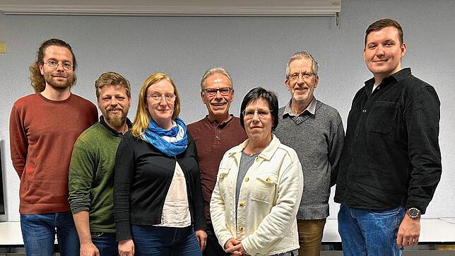 Die Kandidaten (von links): Bastian Wehler (Watterdingen), Stefan Blum (Weil), Michaela Ritzi (Büßlingen), Michael Grambau (Tengen), ...