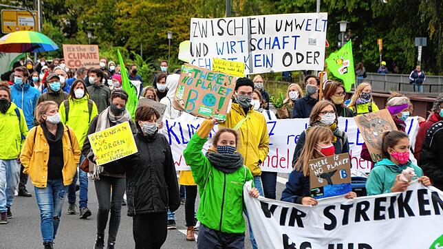 Am Klimaschutz scheiden sich häufig auch die Geister &ndash; auch zwischen den Parteien und ihren Jugendorganisationen. Doch wo kommt es ...