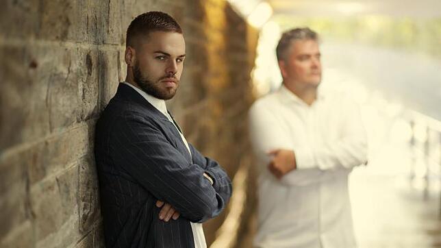 Sänger Daniel Schuhmacher und Produzent Marcus Loeber (von links) haben gemeinsam an dem Projekt DSFZKE gearbeitet.