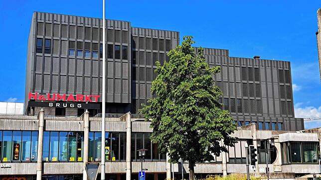 Das Einkaufszentrum Neumarkt in Brugg sucht einen Influencer im Nebenerwerb, um für seine Geschäfte auf Social Media zu werben.