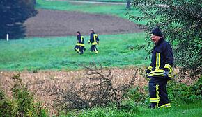 Die Polizei und die Gemeinde Volkertshausen hat Mitglieder von Blaulichtorganisationen zu einer Suchaktion aufgerufen. Die Helfer nehmen ...