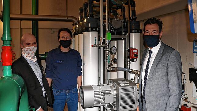 Eine Ultrafiltrationsanlage erhöht die Qualität des Trinkwassers, das vom Hochbehälter Aufen aus in die Wasserversorgung eingespeist ...