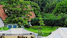 Der 39. Töpfermarkt Waldburg findet vom 19. bis 21. August auf dem großen Sportplatz am östlichen Ortsrand statt. Bild: Veranstalter