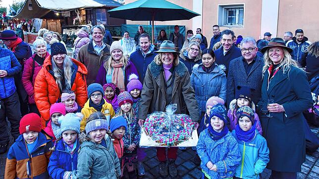 Bild : So glitzernd startet die Fürstenberg-Weihnachtswelt in Donaueschingen