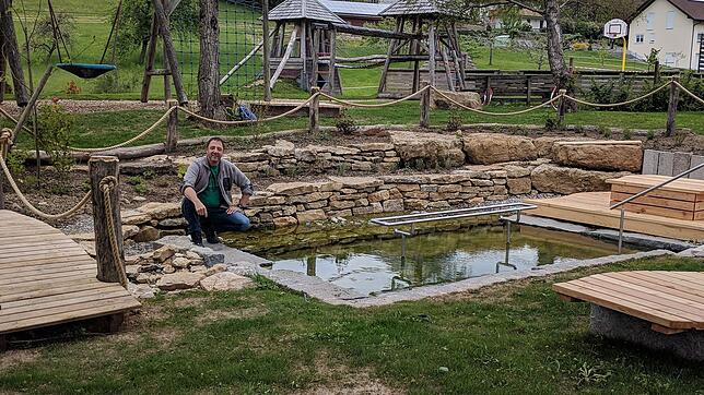 Obermettingens Ortsvorsteher Norbert Ebi freut sich auf das heutige Fest, bei dem das neue Wassertretbecken eingeweiht wird.