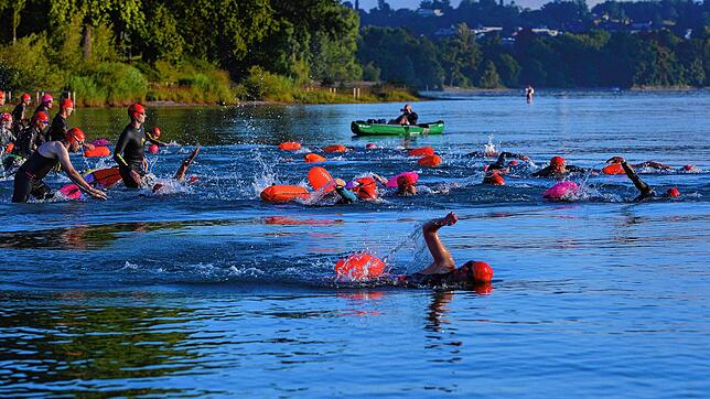 Los geht&lsquo;s in Konstanz mit 168 Schwimmern.