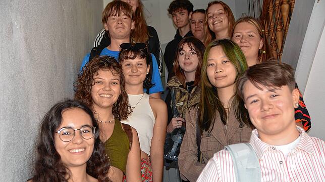 Der neue Jahrgang der Studierenden des Vorstudiums Gestaltung an der Jugendkunstschule in Meersburg.
