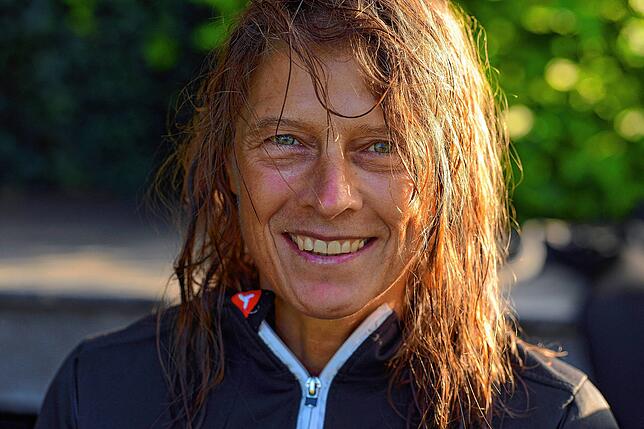 Marianne Kühmel-Saleh kommt aus Filderstadt und nimmt seit 1986 an Triathlons teil: &bdquo;Das Wasser war heute schön, das Wetter war ...