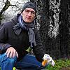 Der Markdorfer Michael Streicher möchte sich aktiv für den Umweltschutz einsetzen und verbindet Spazierengehen mit Müllsammeln.