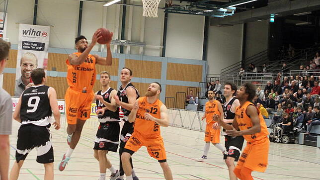 Der Regionalliga-Meister aus Schwenningen muss auch in der kommenden Saison in der Regionalliga auf Korbjagd gehen. Bild: direvi