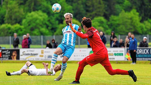 Bild : Unsere Bildergalerie vom Kreisliga-Spitzenspiel zwischen dem FC Hüfingen und der SG Triberg/Nußbach