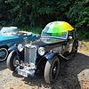 Liebevoll vor der Sonne geschützt wurde so mancher Oldtimer.
