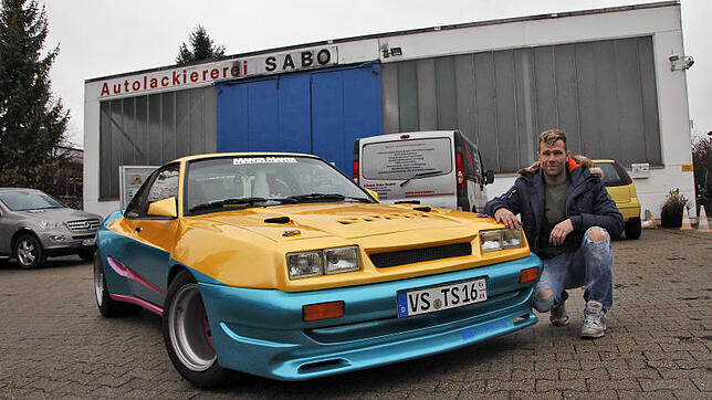 Seit 2008 baut Tobias Sabo aus VS-Schwenningen an seinem Berti-Manta. Das Original hat 1991 durch den Kinofilm "Manta Manta" Kultstatus ...