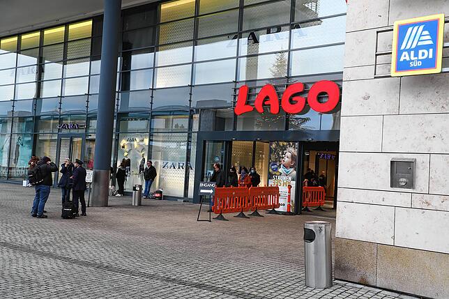Bild 3: Stürmen jetzt alle die Läden? Rundgang durch Konstanz am Samstag vor dem bundesweiten Lockdown