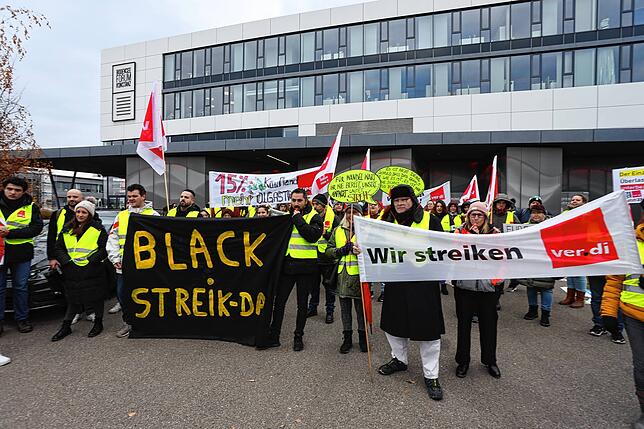 Streik der Angestellten im Einzelhandel in Konstanz.
