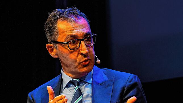 Bundeslandwirtschaftsminister Cem Özdemir beim SÜDKURIER Forum in der Stadthalle Singen.