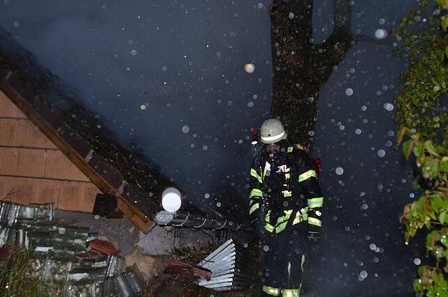 Bild 18: Bilder vom Scheunenbrand in Klengen