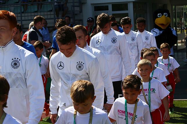 Bild 2: Bilderbogen vom 2:2 zwischen Deutschland U17 und Italien U17