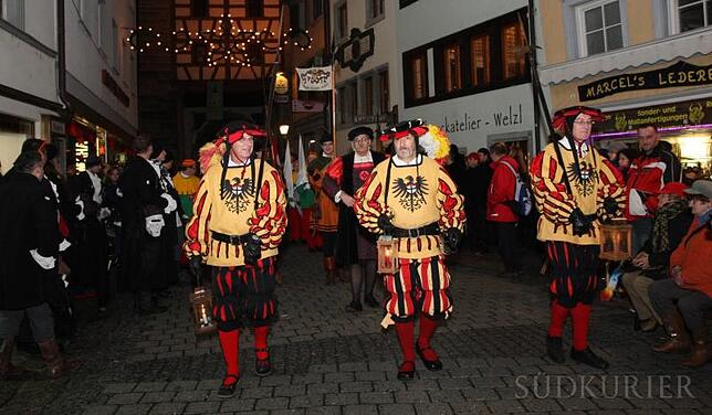 Vorne die Stadtwache, dahinter der Ratsherr, die Hansele und etliche Zünfte. So wird sich das Bild auch dieses Jahr wieder zeigen. ...