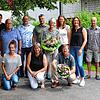 Der Vorstand des TSV posiert gemeinsam mit für ihr langjähriges Engagement ausgezeichneten Ehrenamtlichen. Hintere Reihe von links: ...