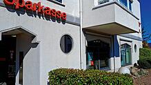 Die Filiale der Sparkasse Wiesental an der Fahrnauer Blasistraße wird Ende Mai 2025 geschlossen. Foto: Edgar Steinfelder