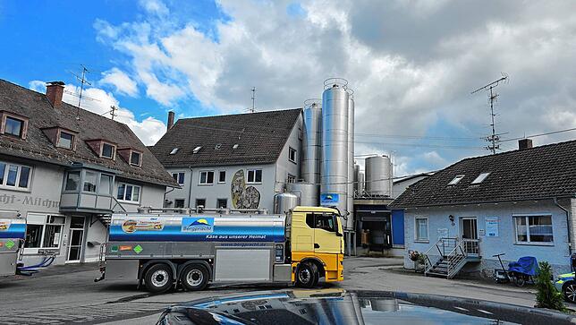 Der materielle Schaden hält sich wohl in Grenzen, die Produktion des Bergpracht-Milchwerks ist laut Firmenleitung nicht beeinträchtigt.