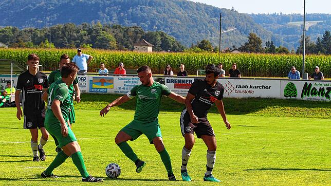 Bild : SV Rheintal feiert gegen den SV Stühlingen seinen ersten Saisonsieg &ndash; und wir haben Bilder!