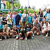 Gruppenbild des Englischcamps vor der Martin-Buber-Jugendherberge in Überlingen. Insgesamt haben rund 200 Kinder in diesem Sommer ...