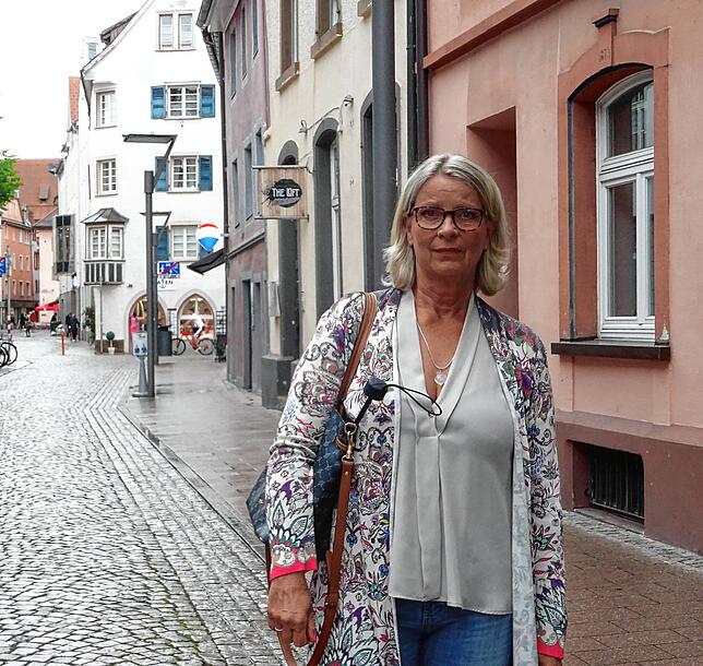 Petra Bender ist seit vier Jahren an Winters Seite. Über die Patenschaft sagt sie: &bdquo;Jeder verdient doch einen Menschen, der einem ...